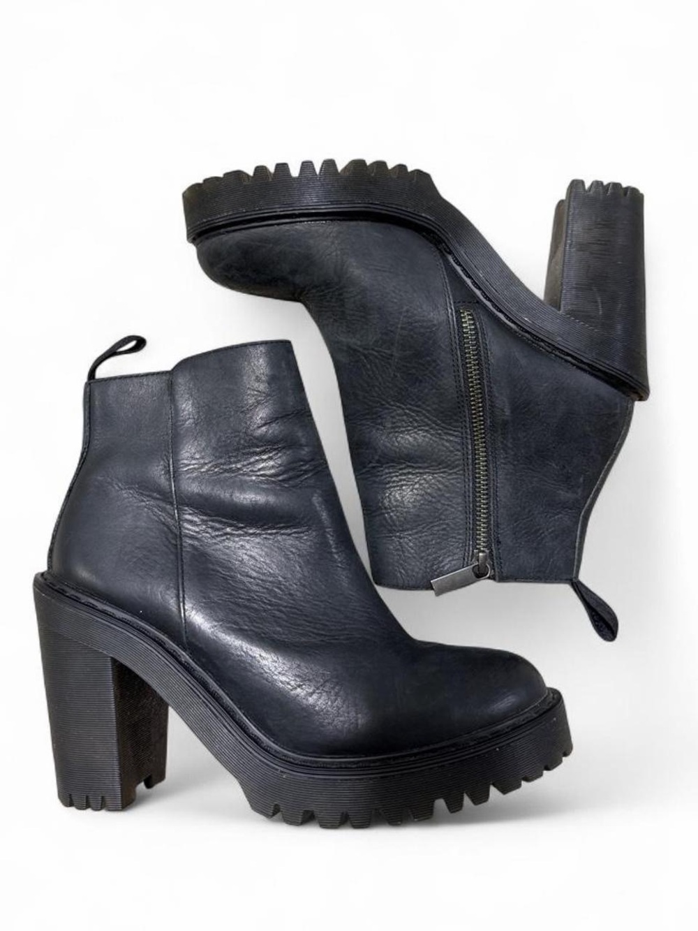 Dr. Martens Black Magdalena Leather Heeled Chelsea Boots
